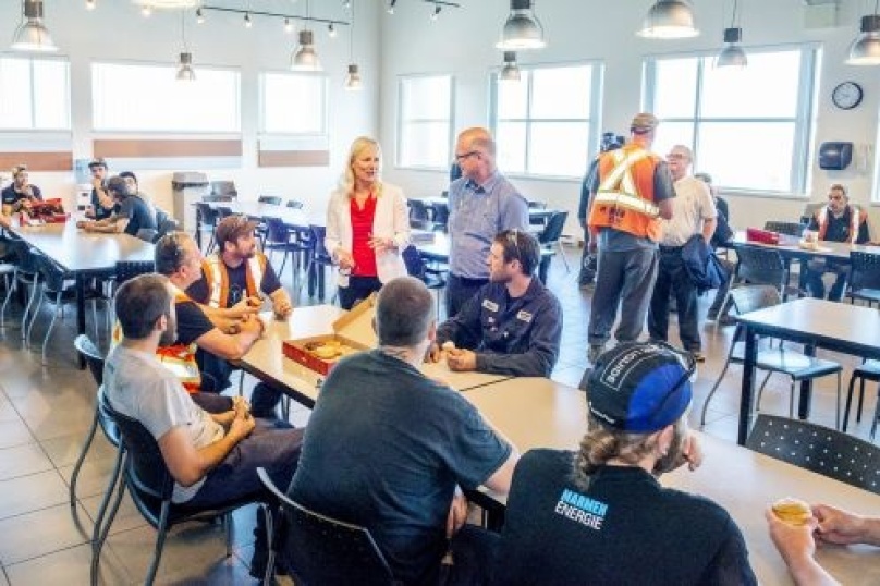 Visite ministérielle chez Marmen Énergie